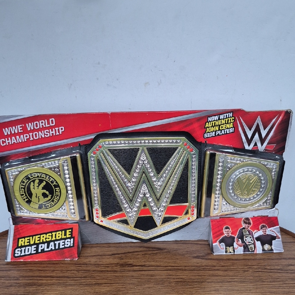 WWE World Championship Belt with Side Plates New